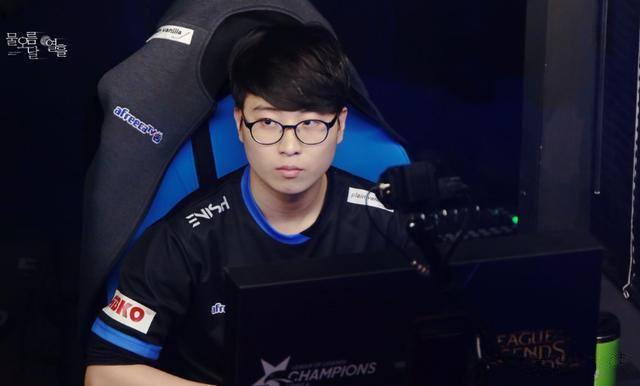 教练组也不 教练组也不